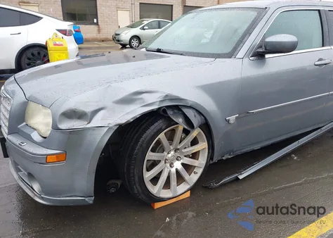 2006 Chrysler 300C Srt8 z USA, uszkodzony, nr VIN 2C3LA73W56H149418